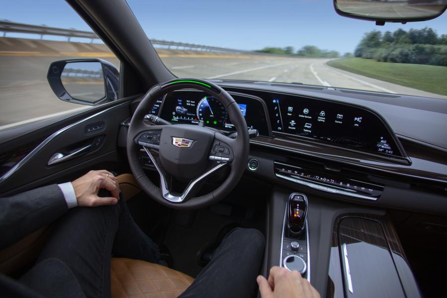 Панель приборов Cadillac Escalade Platinum Luxury 2020 года  (NA) (фото 39 из 45)